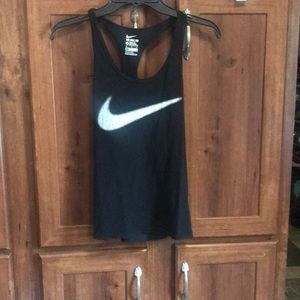 Women’s Nike dri-fit tank